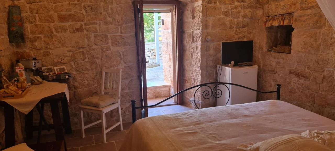 Hostal Il Trullo Di Nonna Lella Castellana Grotte Exterior foto